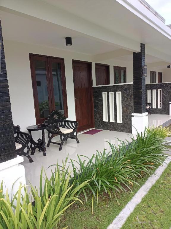 Sapak Bungalow 塞隆贝拉纳克 外观 照片